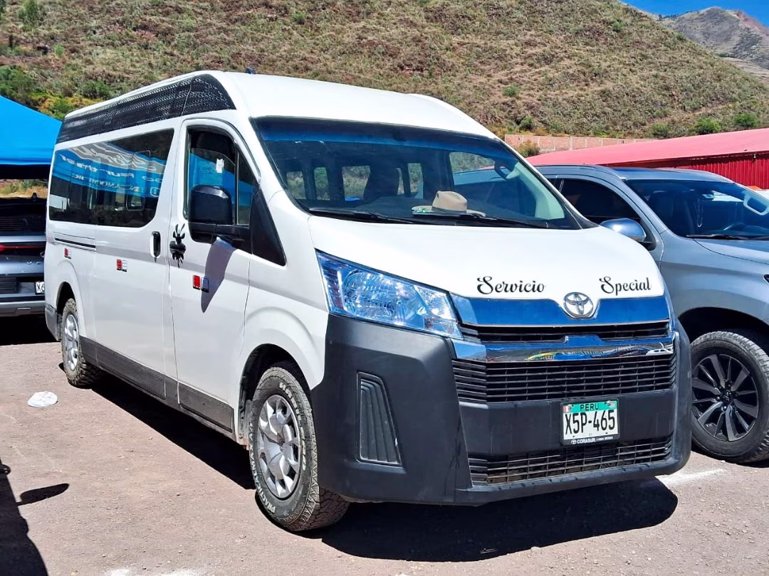 TOYOTA HIACE 2023 MOD 2024 — foto 2