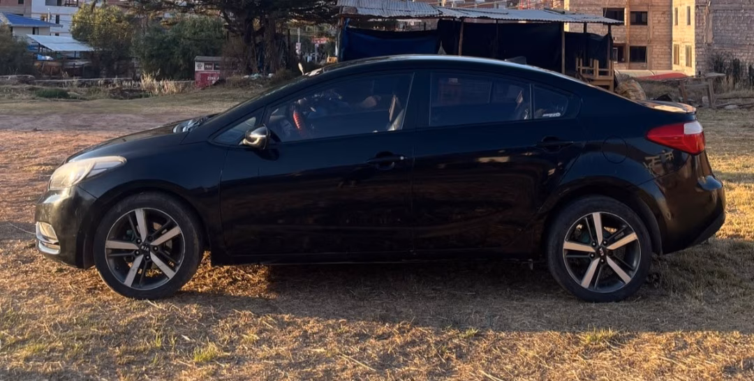 KIA CERATO 2015 — foto 4