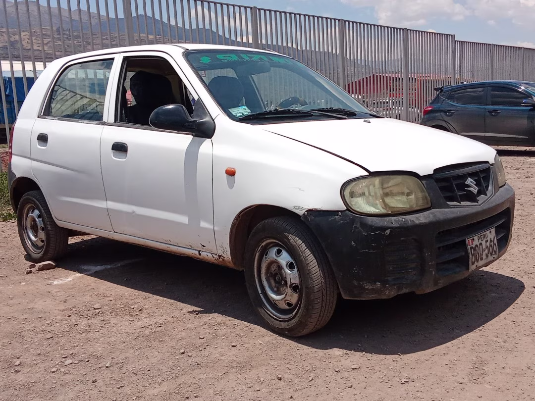 SUZUKI ALTO 2011 — foto 6