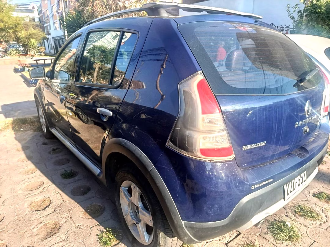 RENAULT SANDERO STEPWAY 2013 — foto 3