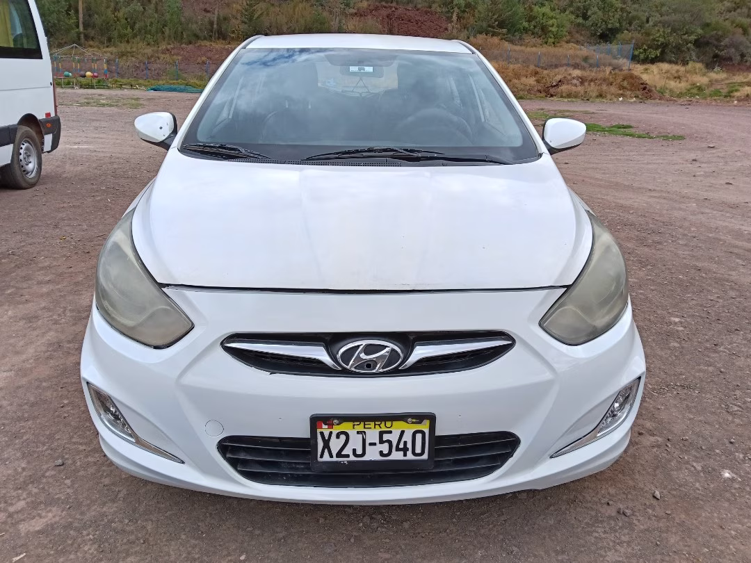 HYUNDAI ACCENT 2012 MOD 2012 — foto 5