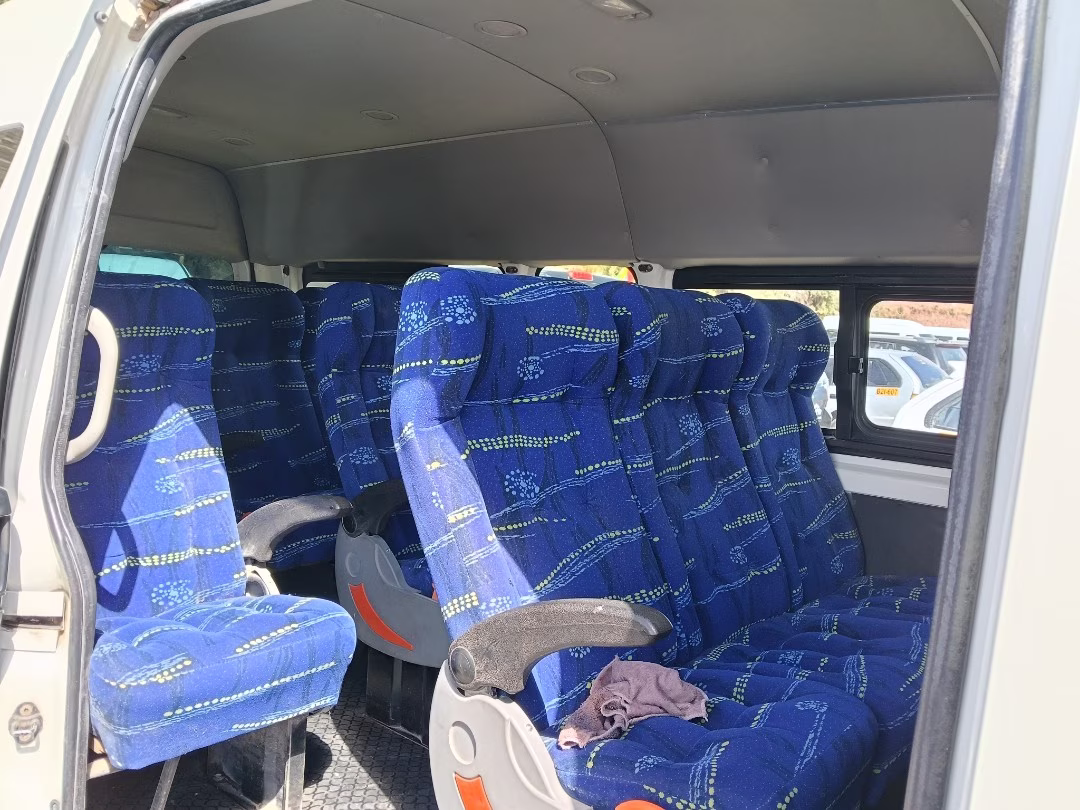 TOYOTA HIACE 2017 MOD 2018 — foto 2