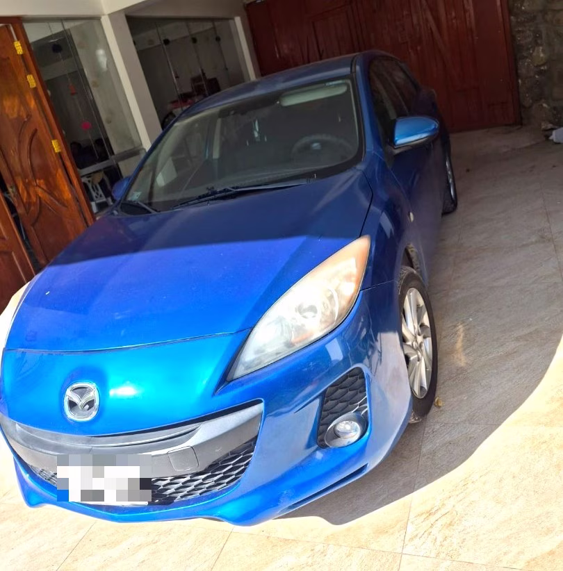 MAZDA M3 MOD 2012 — foto 2