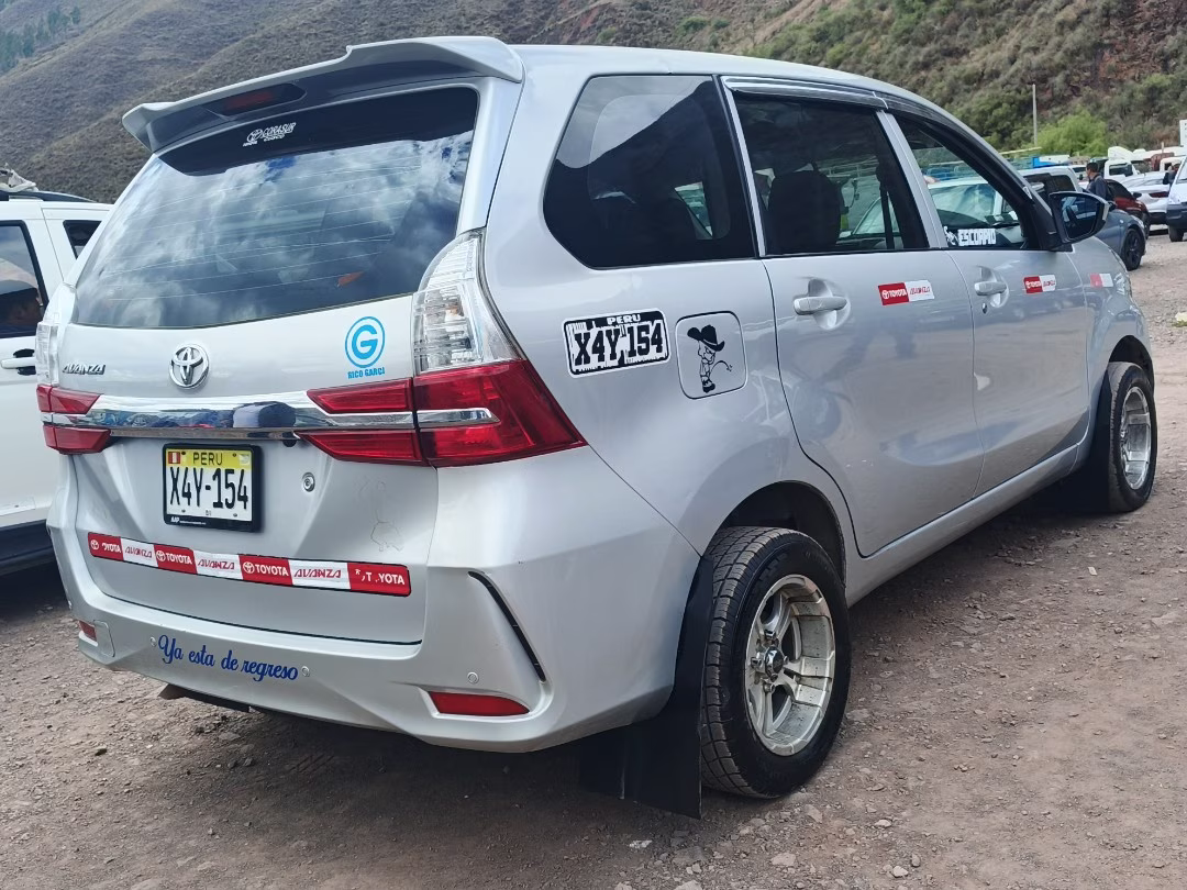 TOYOTA AVANZA 4X2 2021 — foto 4