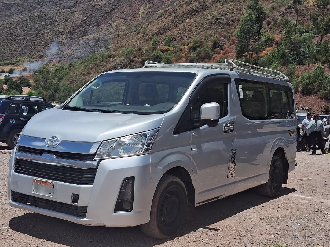 TOYOTA HIACE 2020 MOD 2020 — foto 2
