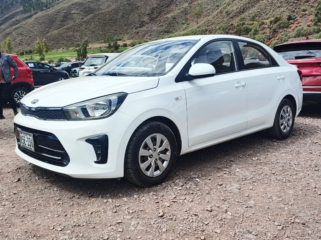 KIA SOLUTO 2022 — foto 3