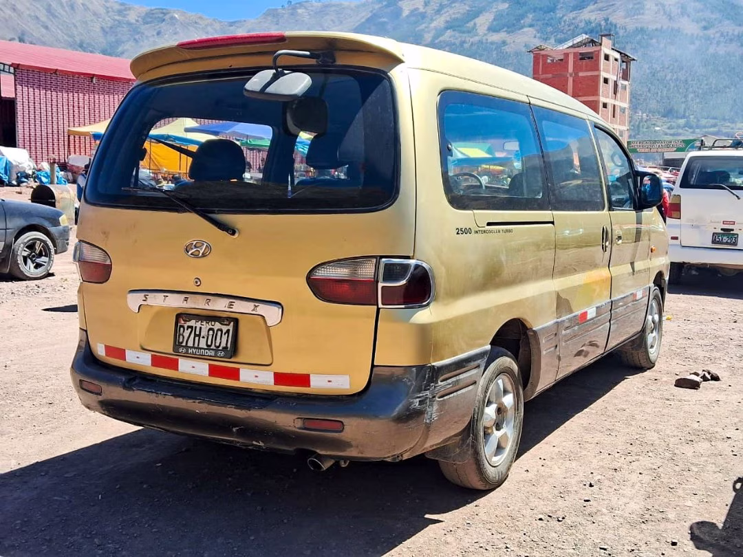 HYUNDAI STAREX 2002 — foto 4