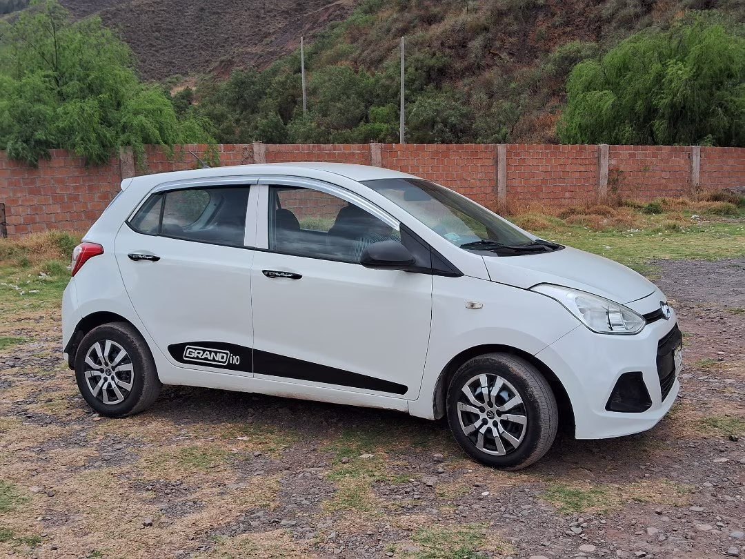 HYUNDAI GRAND I10 MOD 2015 — foto 3