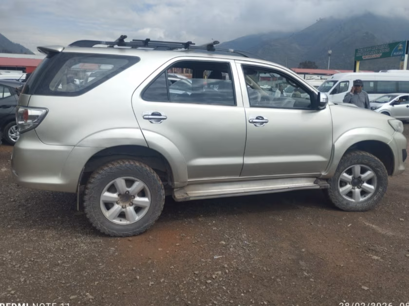 TOYOTA FORTUNER 2007 MOD 2008 — foto 3