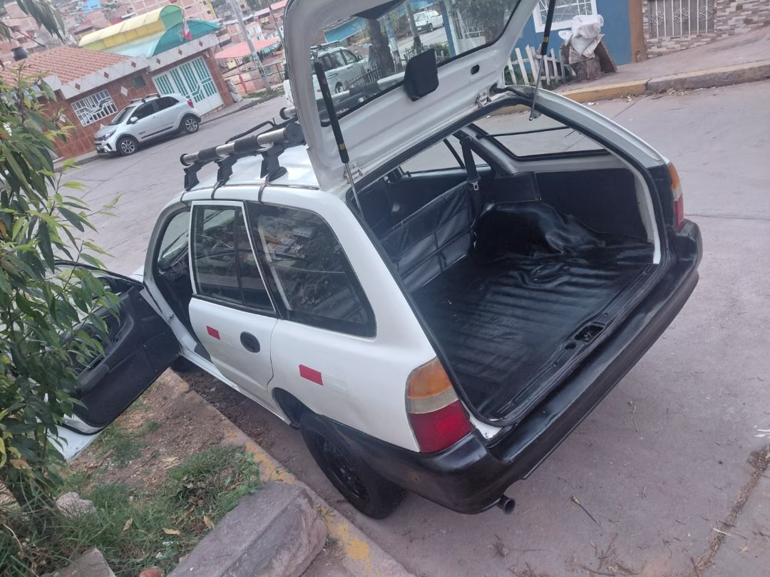STATION WAGON 2001 — foto 3