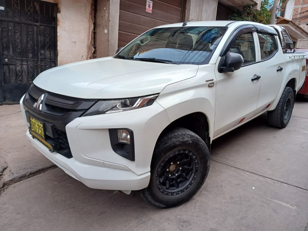 MITSUBISHI HIGH POWER L200 4X4 2021 — foto 1
