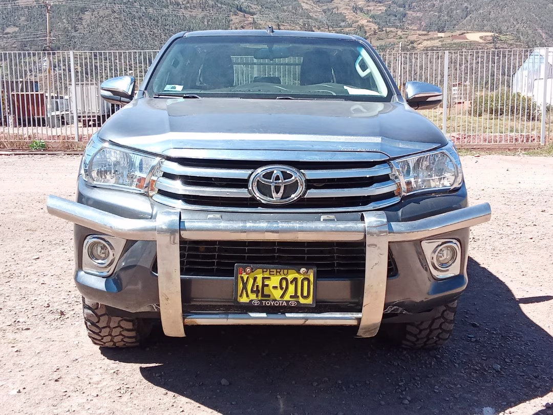 TOYOTA HILUX SRV 4X4 2017 — foto 2