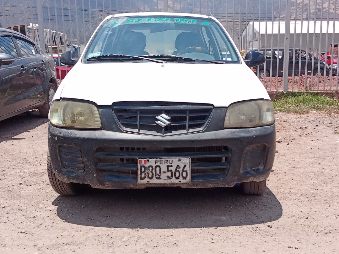 SUZUKI ALTO 2011 — foto 5