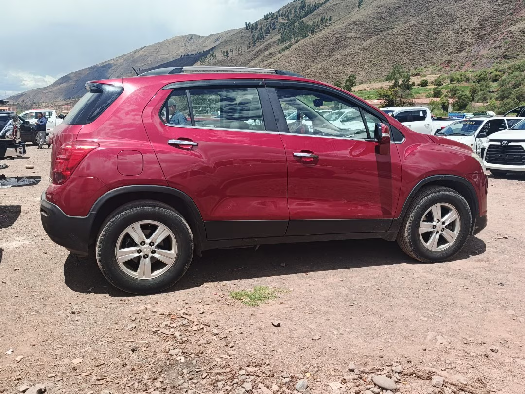CHEVROLET TRACKER 4X4 2015 — foto 2