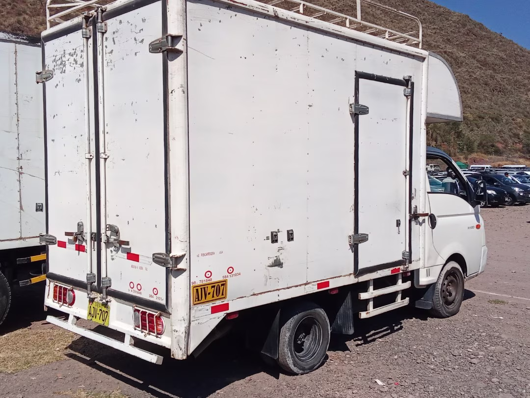 HYUNDAI H - 100 2015 MOD 2016 — foto 4