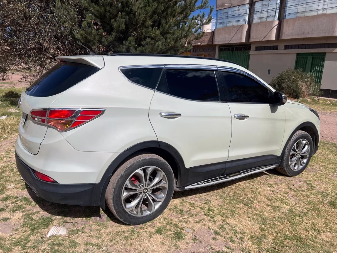 HYUNDAI SANTA FE 2013 — foto 3