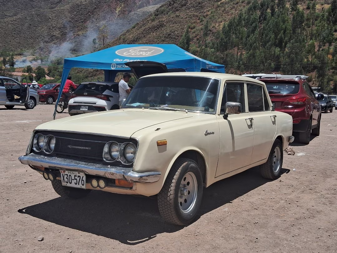 TOYOTA CORONA DE COLECCIÓN MOD 1970 — foto 2