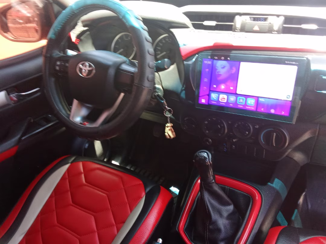 TOYOTA HILUX GR 4X4 2020 — foto 6