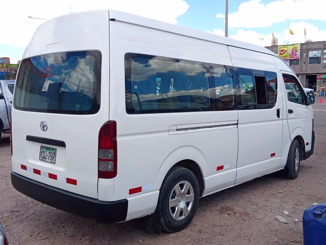 TOYOTA HIACE 2010 MOD 2011 — foto 4