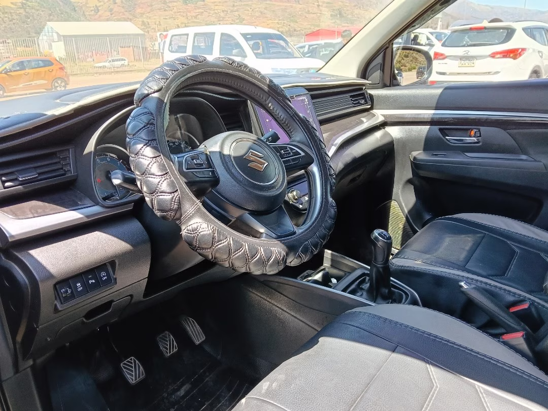 SUZUKI XL7 2025 MOD 2025 — foto 4