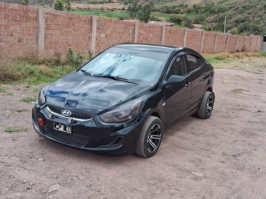 HYUNDAI ACCENT 2017 MOD 2018 — foto 3