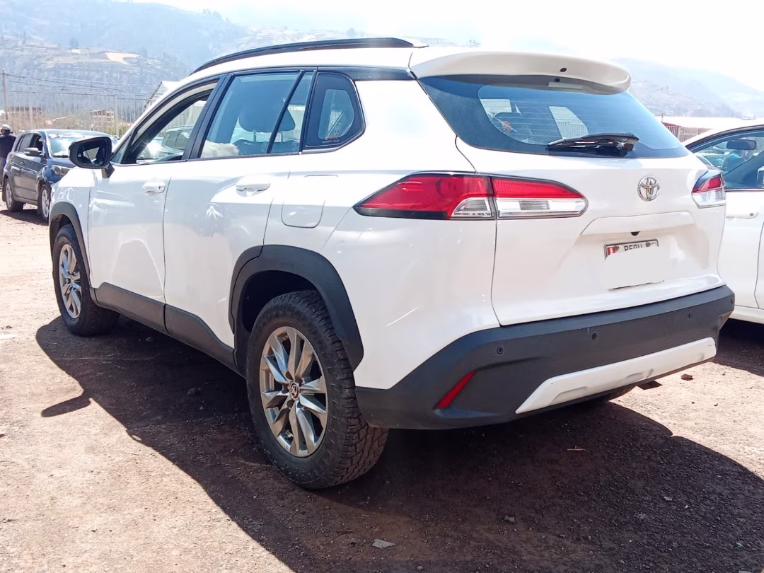 TOYOTA CROSS 2024 — foto 4