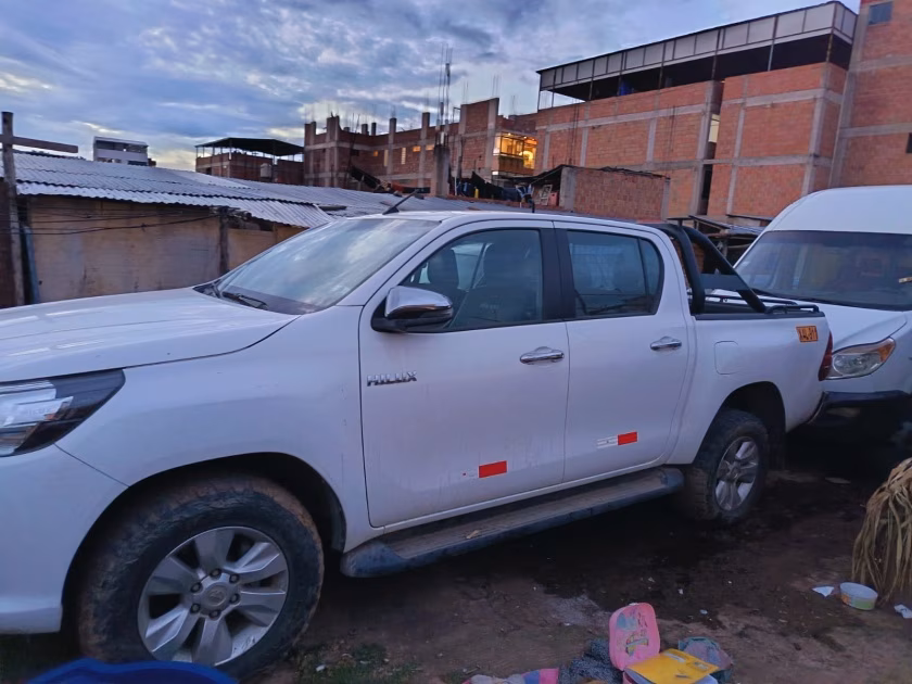 TOYOTA HILUX 2018 — foto 2