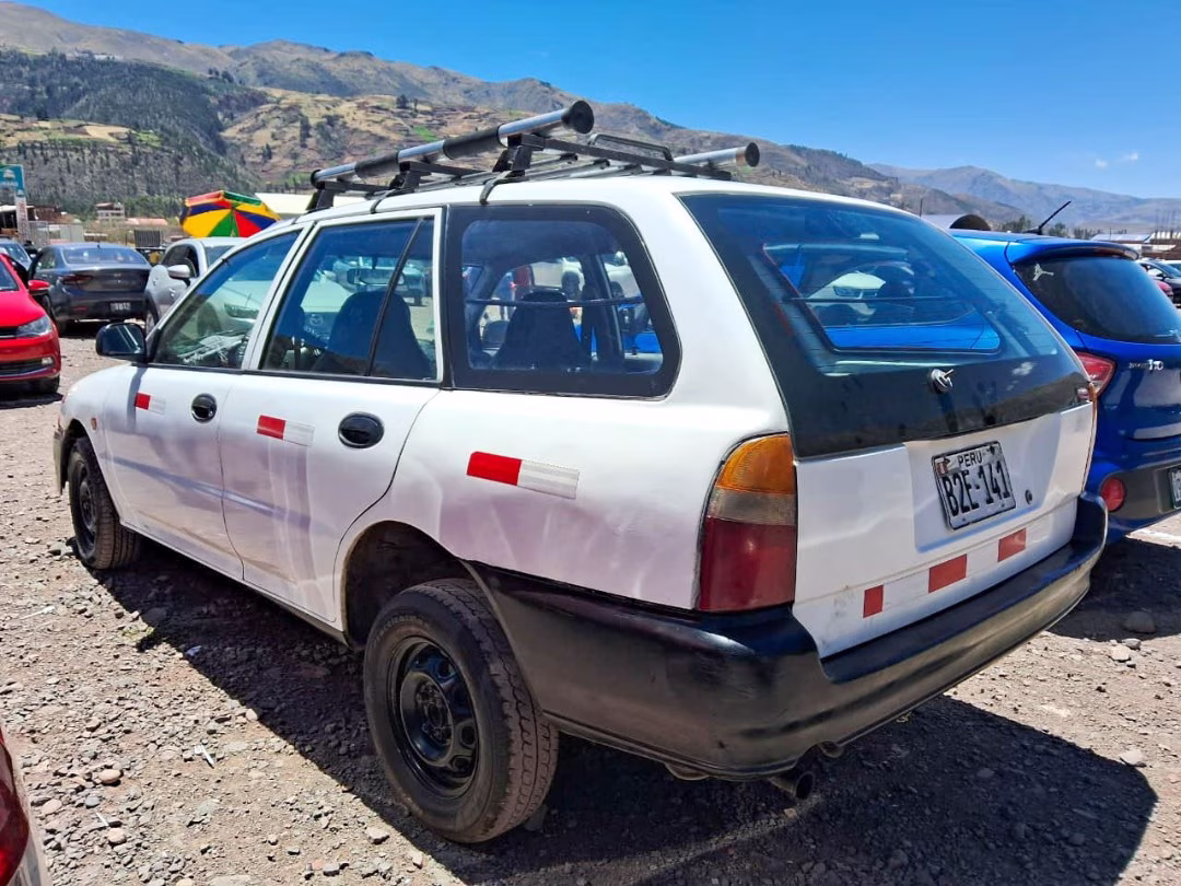 MITSUBISHI LIBERO 2001 — foto 2