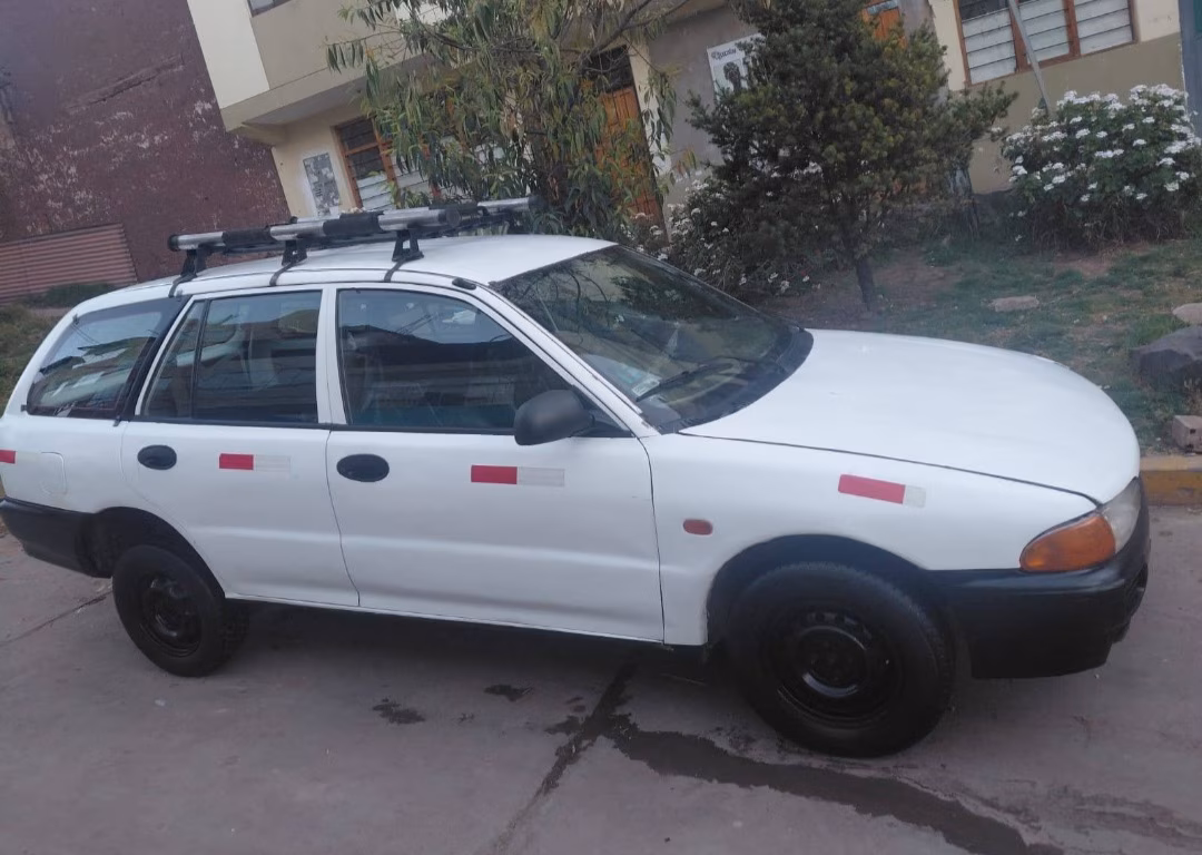 STATION WAGON MOD 2001 — foto 2