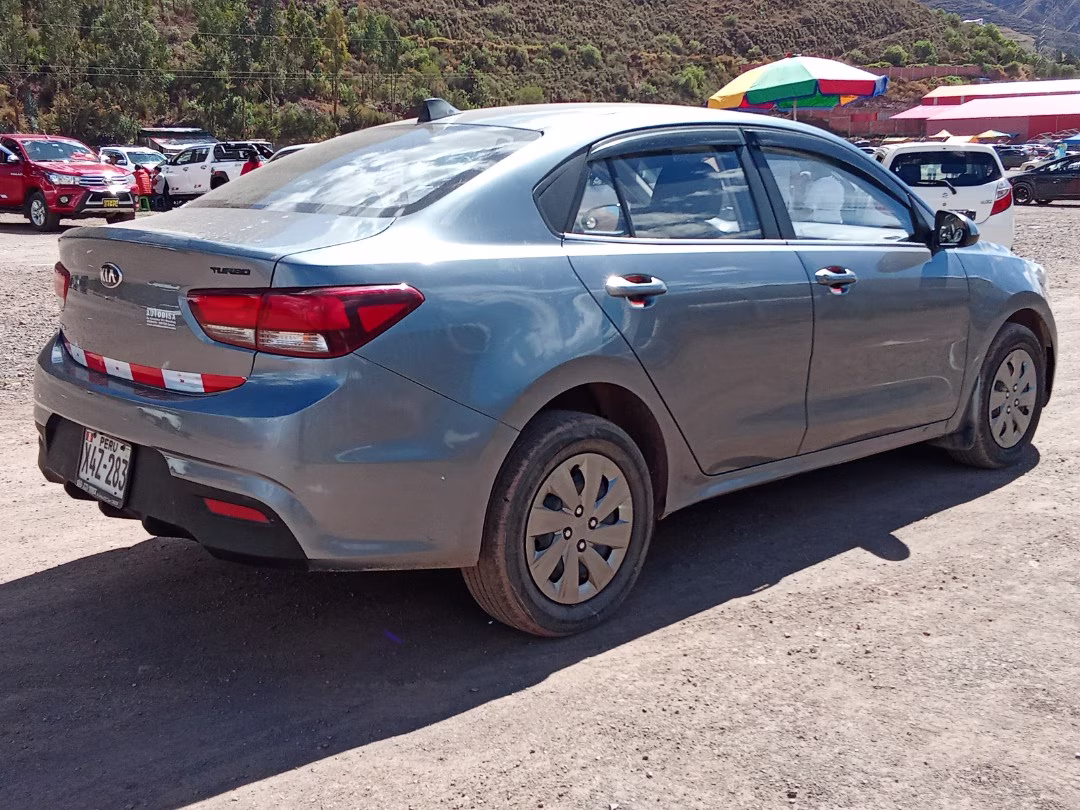 KIA RIO 2020 MOD 2021 — foto 4
