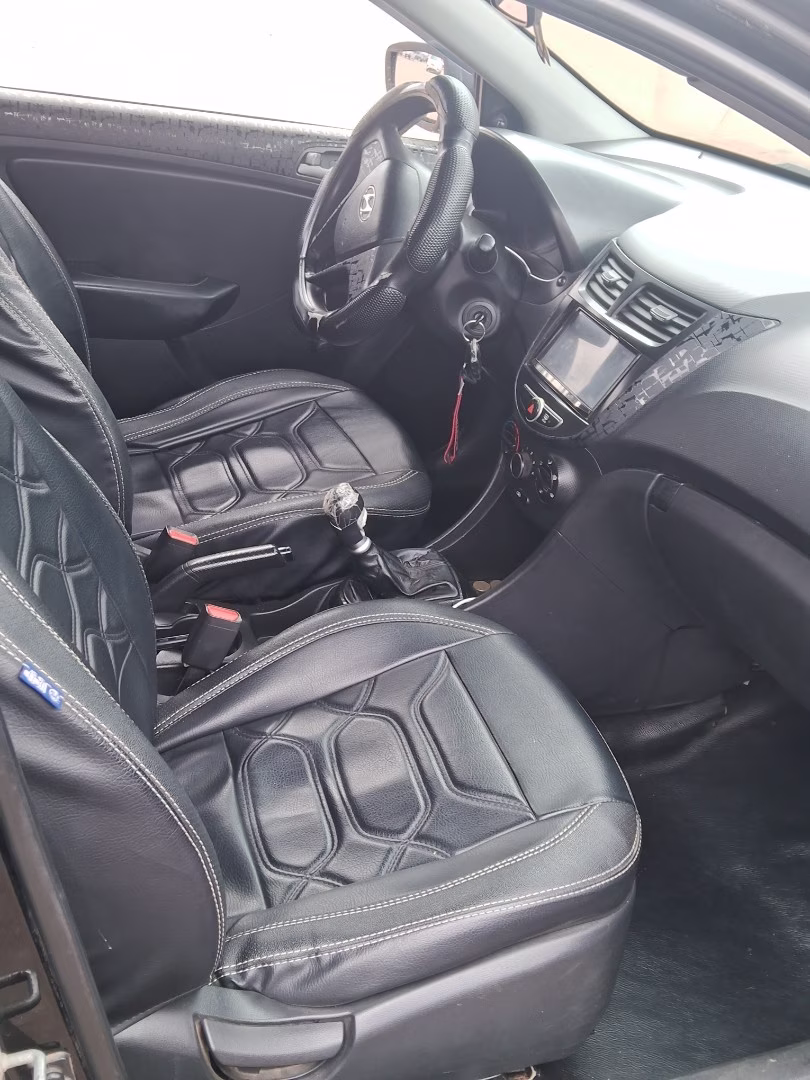 HYUNDAI ACCENT 2017 MOD 2018 — foto 6