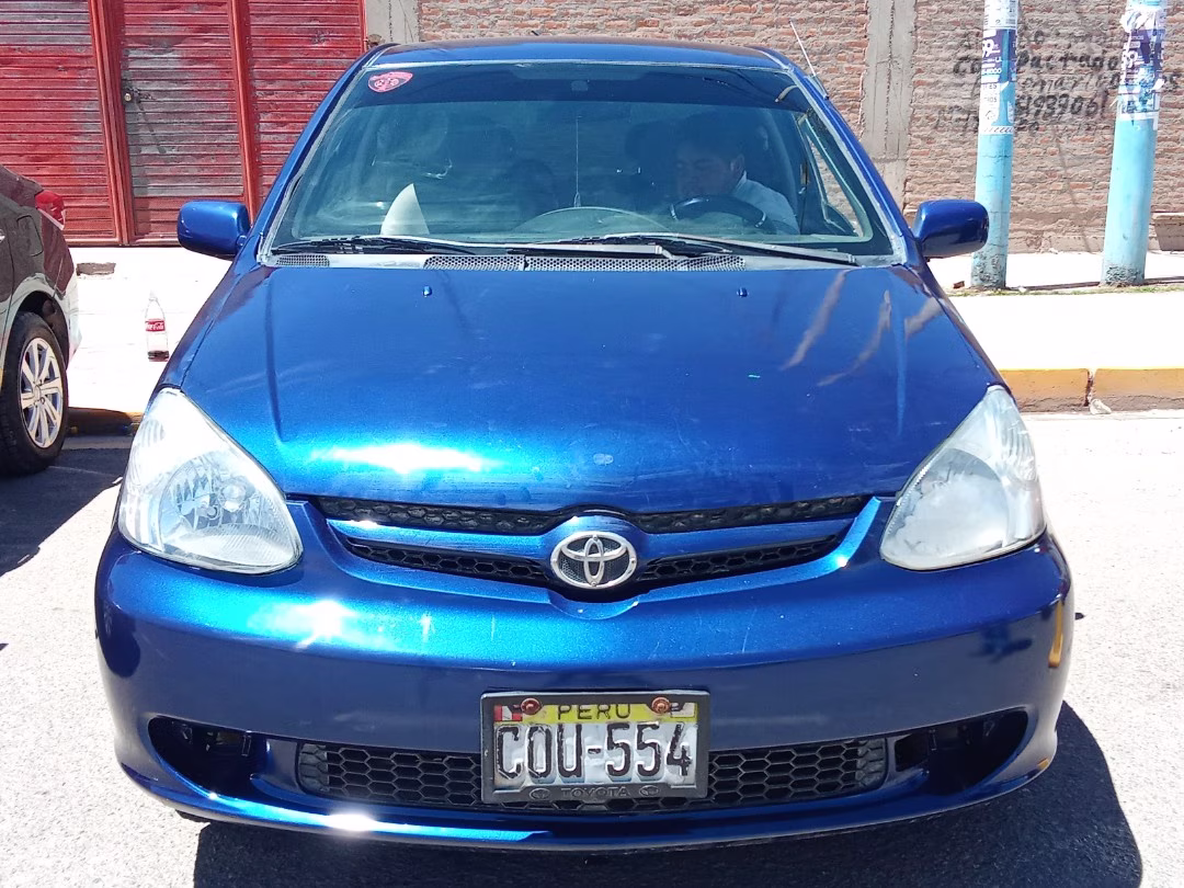 TOYOTA YARIS LXI 1.3G 2005 MOD 2006 — foto 2