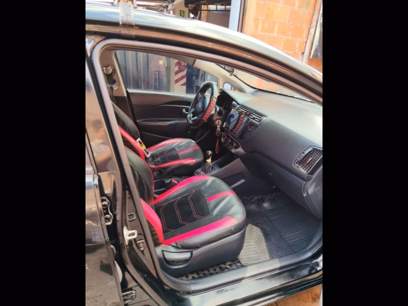 KIA RIO 2015 MOD 2017 — foto 4