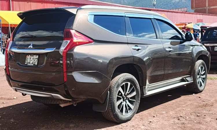 MITSUBISHI MONTERO SPORT 2018 — foto 2