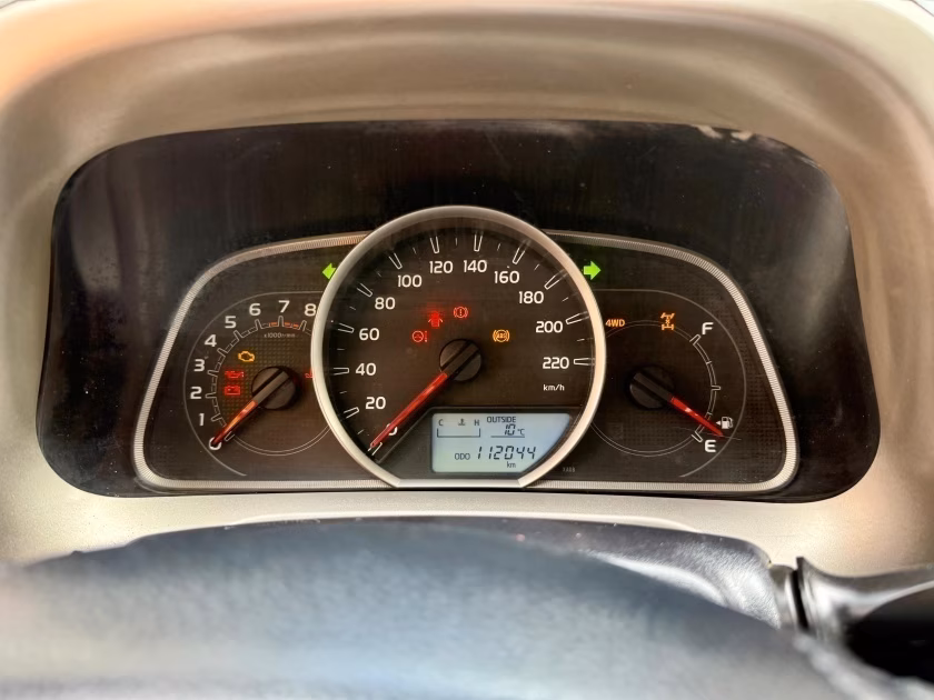 TOYOTA RAV4 4X4 MT — foto 4