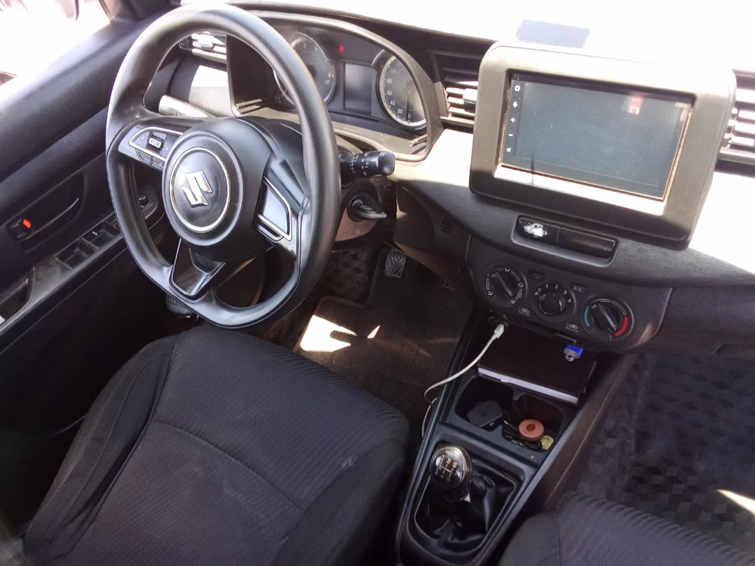 SUZUKI ERTIGA 2022 — foto 6