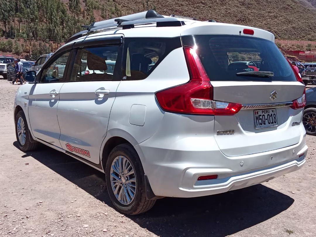 SUZUKI ERTIGA 2022 — foto 4
