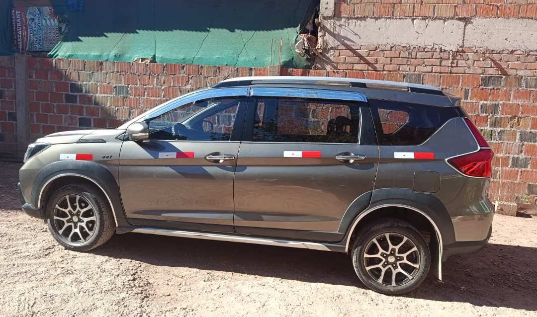 SUZUKI XL7 HYBRID 2025 MOD 2026 — foto 3