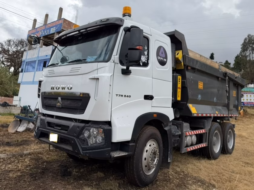 HOWO 560 VOLQUETE 2026 — foto 1