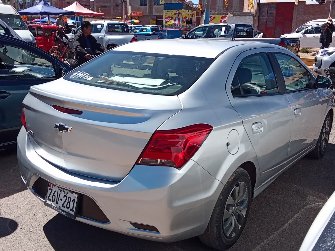 CHEVROLET ONIX JOY 2022 — foto 4