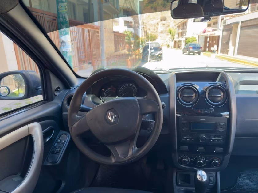 RENAULT DUSTER 2020 — foto 6