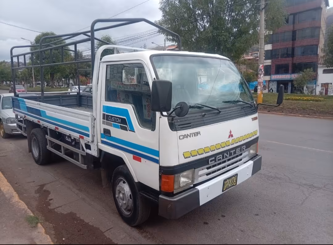 MITSUBISHI CANTER 1993 — foto 4