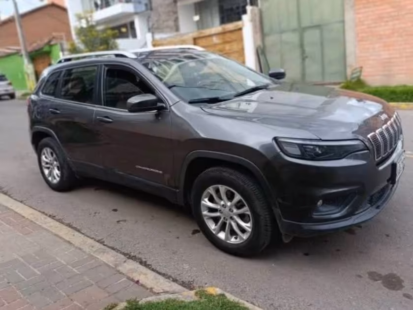 JEEP CHEROKEE LONGITUDE 2019 — foto 3