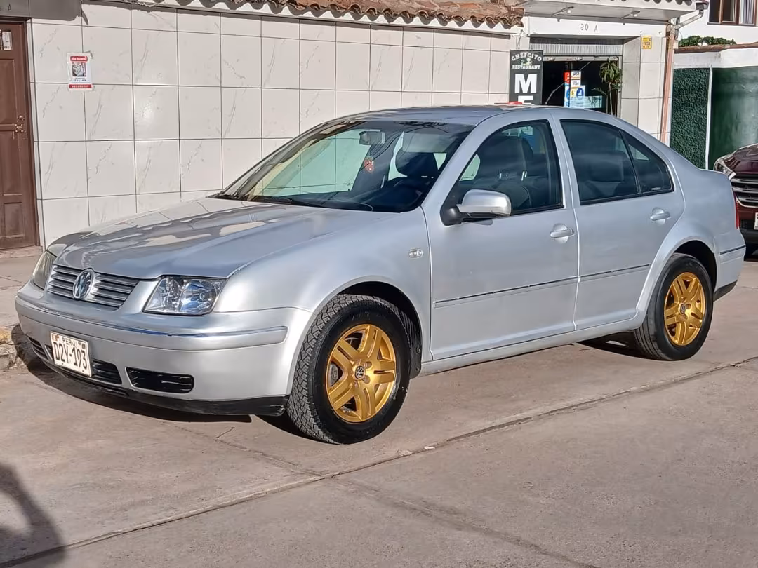 VOLKSWAGEN BORA 2005 MOD 2006 — foto 3