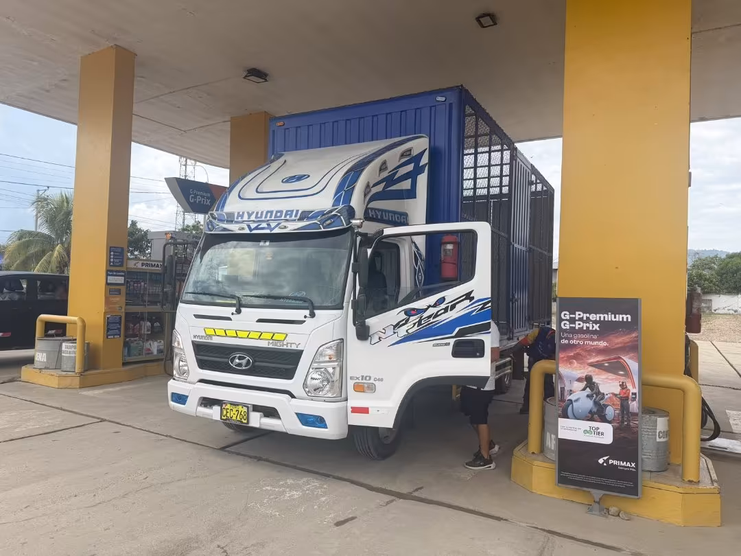 HYUNDAI MIGHTY EX10 2026 — foto 6