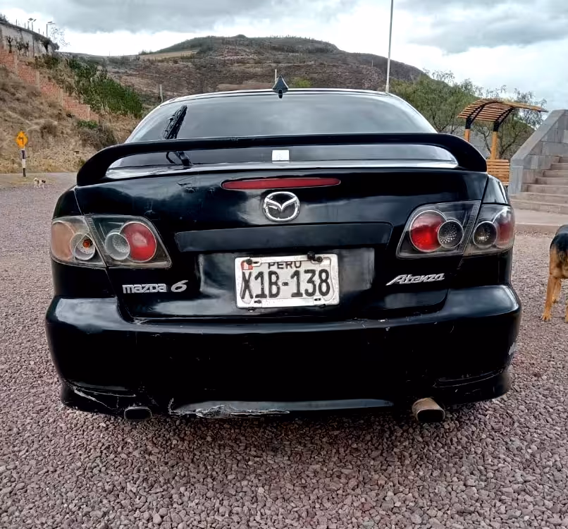 MAZDA ATENZA 2006 — foto 2