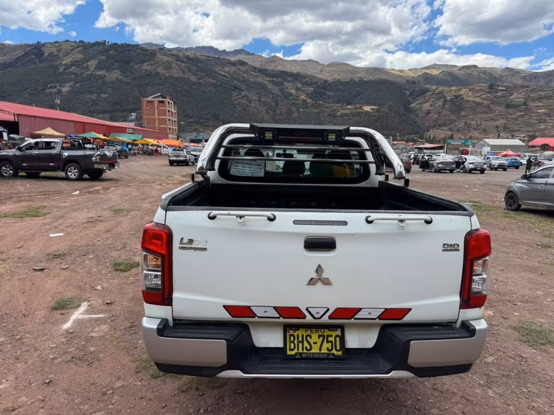 MITSUBISHI L200 2021 — foto 4