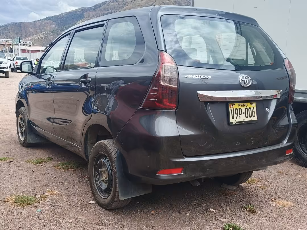 TOYOTA AVANZA 2019 — foto 3