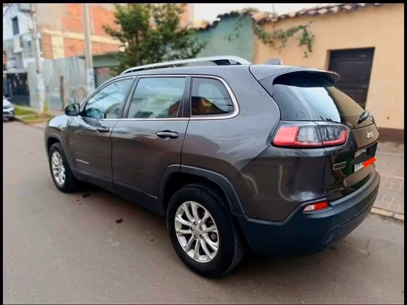 JEEP CHEROKEE LONGITUDE 2019 — foto 7