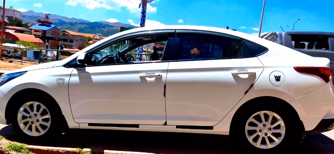 HYUNDAI ACCENT 2024 — foto 2